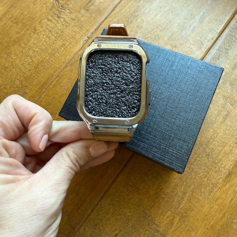 Men’s Apple Watch band - Picture 3 of 5